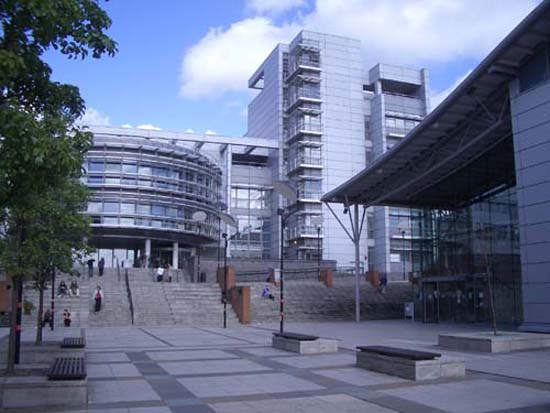 Glagow Caledonian University campus. Photo: Volker Hohl CC BY-SA 3.0, https://commons.wikimedia.org/w/index.php?curid=23782127
