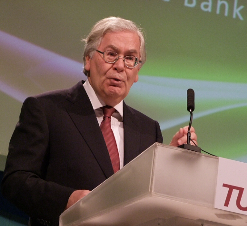 Mervyn King, Bank of England governor, believes banks need to strengthen their balance sheets to qualify for aid. Photo: TUC CC BY-NC-SA 2.0