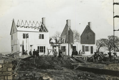 Swedish timber houses under construction for the Scottish Special Housing Association at Balornock in 1945. Picture courtesy of The Glasgow Story